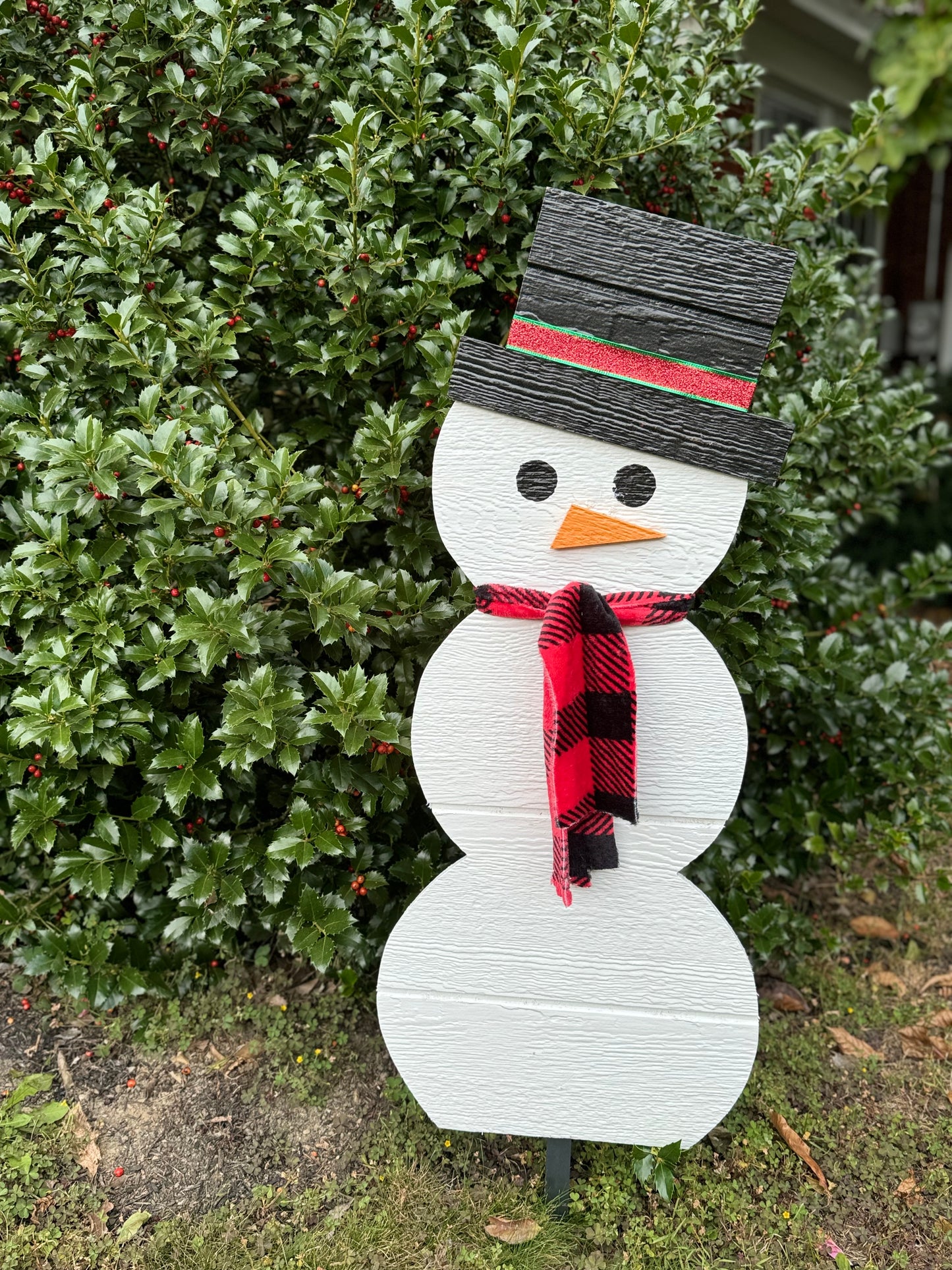 Christmas Snowman with Stand– Wooden Snowman Yard Display, Winter Decor, Holiday Art, Christmas Decoration, Outdoor Ornaments, Gifts for Her