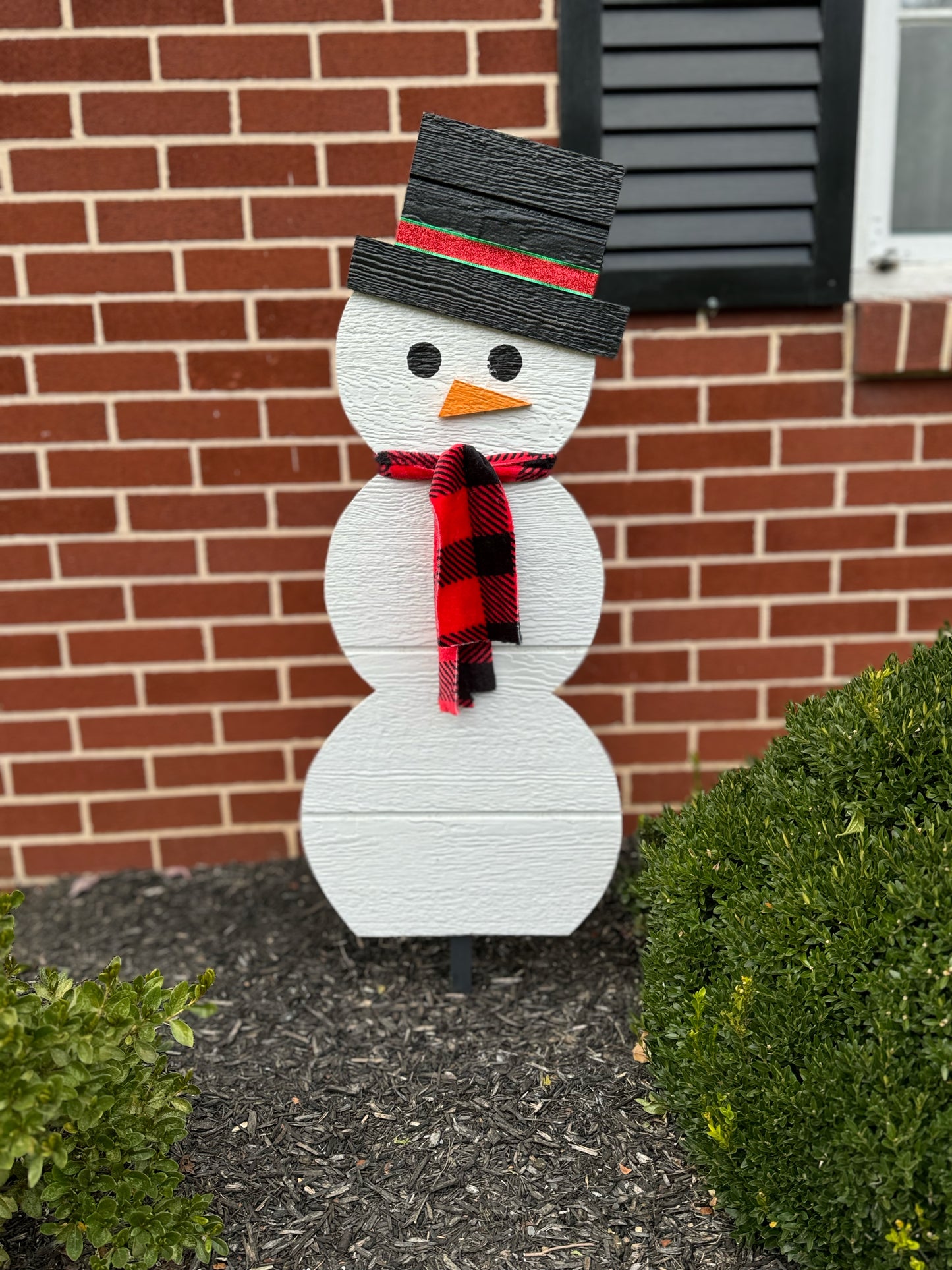 Christmas Snowman with Stand– Wooden Snowman Yard Display, Winter Decor, Holiday Art, Christmas Decoration, Outdoor Ornaments, Gifts for Her