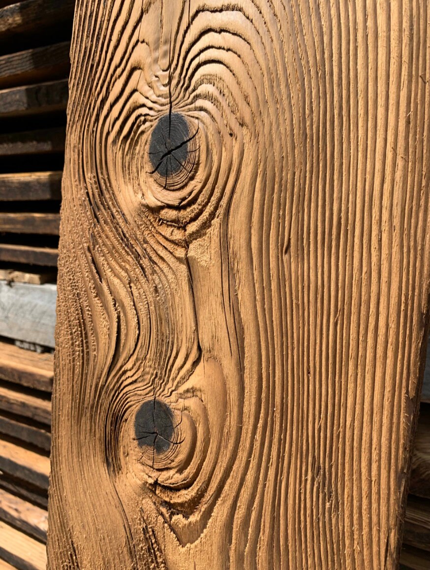 Reclaimed Rustic Wood Planks - Wall Paneling - DIY projects - (Pack of 8 boards)