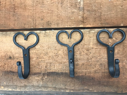 Heart wall hook - Wrought iron - amish made - towel/hat hook