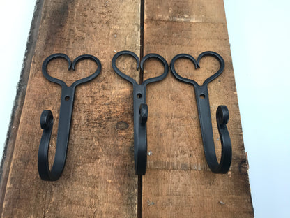 Heart wall hook - Wrought iron - amish made - towel/hat hook