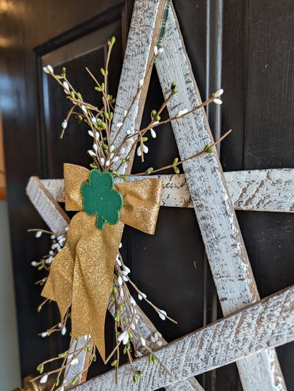 Rustic Wooden Star Door Hanger, St. Patrick’s Day Farmhouse Decor with Shamrock Accent