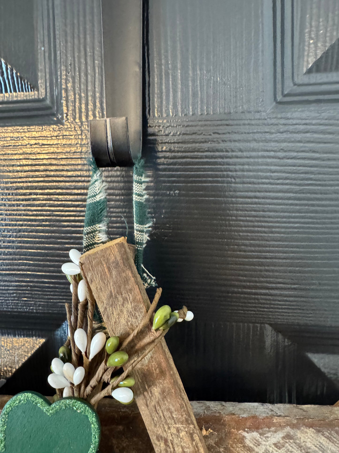 Rustic Wooden Star Door Hanger, St. Patrick’s Day Farmhouse Decor with Shamrock Accent