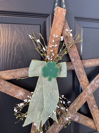 Rustic Wooden Star Door Hanger, St. Patrick’s Day Farmhouse Decor with Shamrock Accent