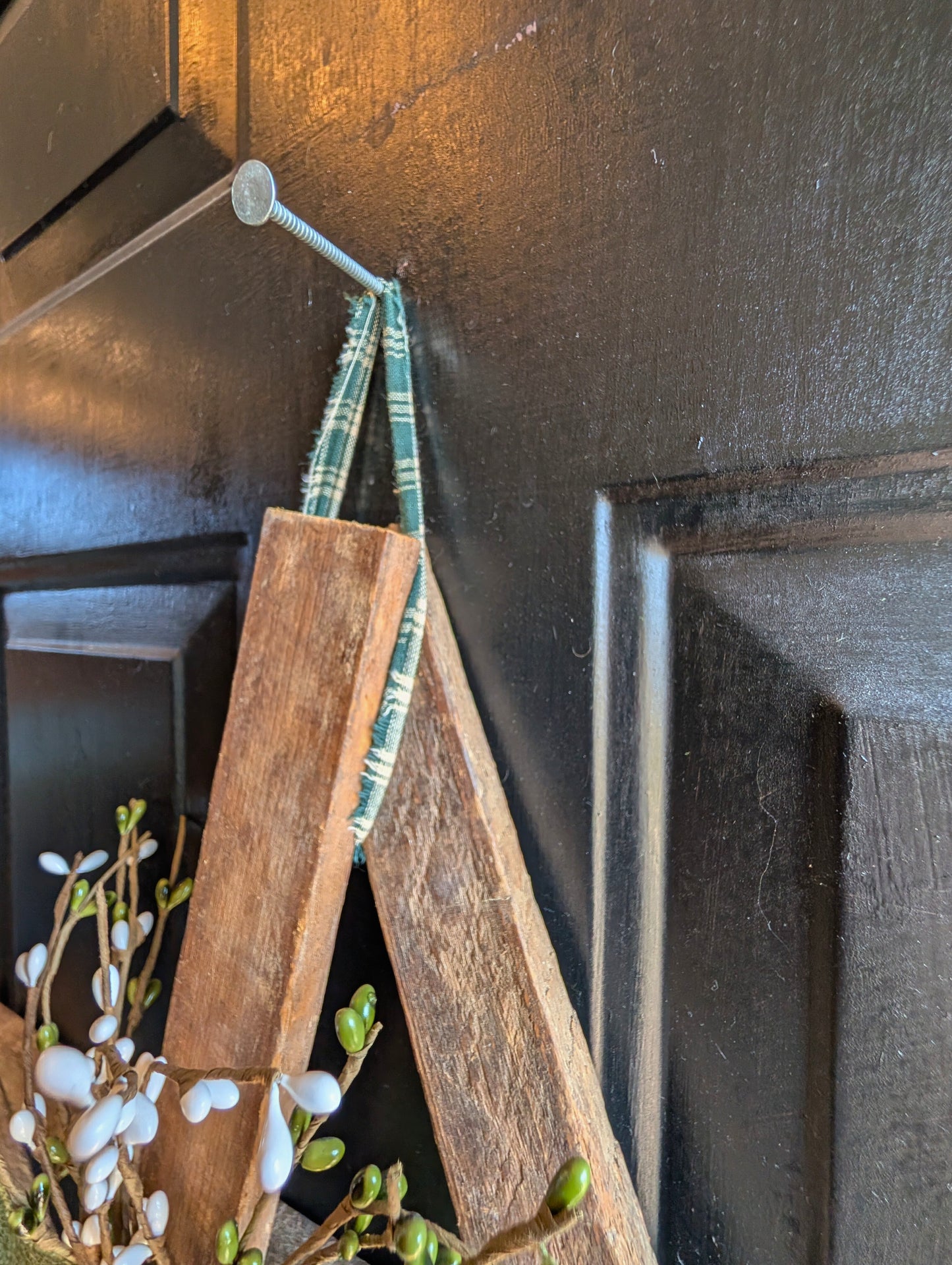 Rustic Wooden Star Door Hanger, St. Patrick’s Day Farmhouse Decor with Shamrock Accent