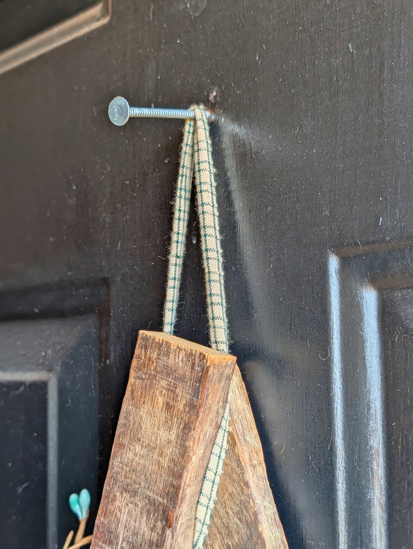 Rustic Wooden Star Door Hanger, Spring & Easter Farmhouse Decor