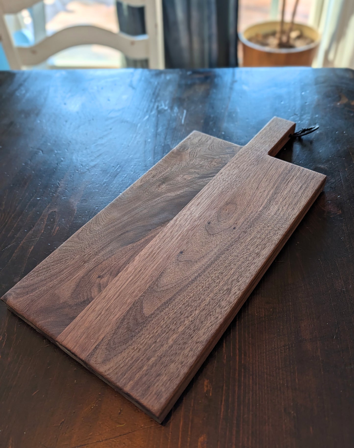 Amish made Walnut Cutting Board 8x14 – Food Grade Mineral Oil Finish – Solid Wood Serving Board