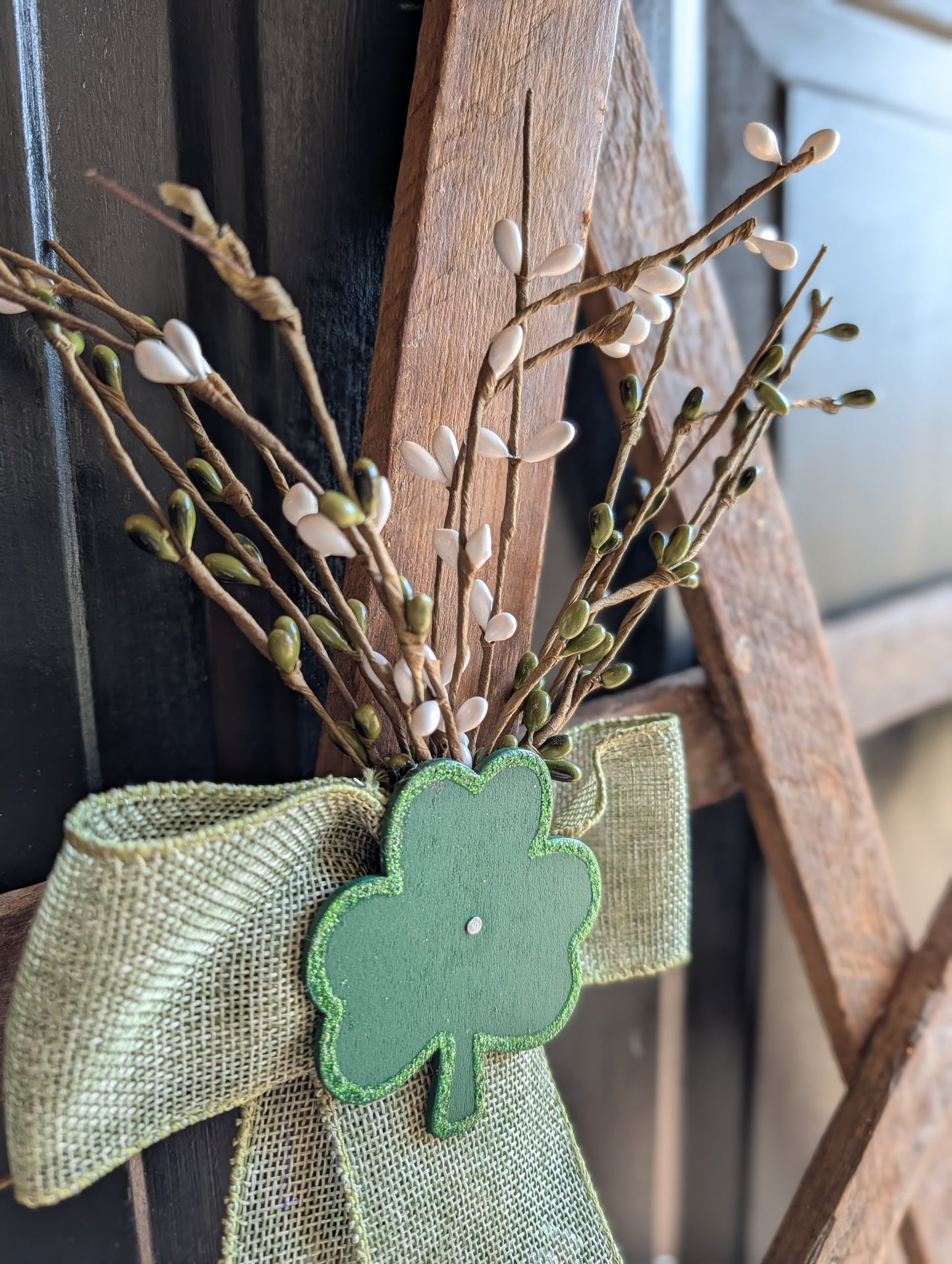 Rustic Wooden Star Door Hanger, St. Patrick’s Day Farmhouse Decor with Shamrock Accent