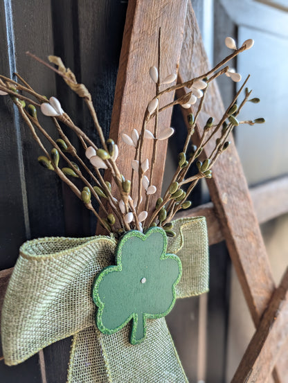 Rustic Wooden Star Door Hanger, St. Patrick’s Day Farmhouse Decor with Shamrock Accent