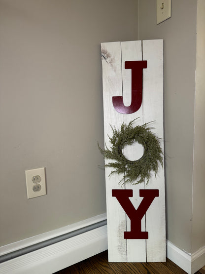 Christmas JOY Sign with Wreath–Barn Wood Holiday Art, Christian Art, Winter Decor, Christmas Decoration, Indoor-Outdoor Decor, Gifts for Her