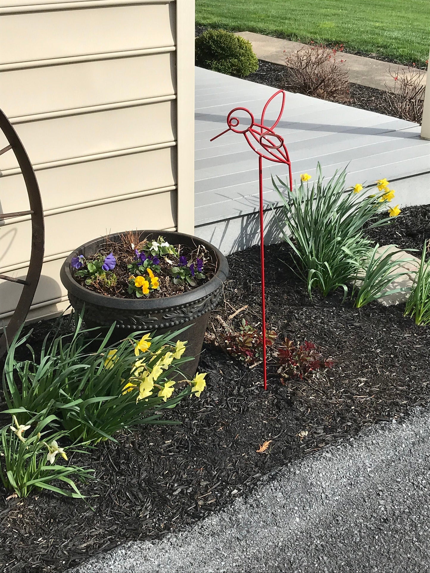 Hummingbird Lawn Ornament - Powder Coated in Red or Yellow - Amish made from wrought iron